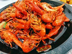 十三香小龙虾-金陵暴走小龙虾·迷踪蟹(凯德MALL店)
