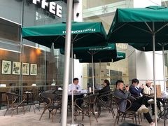 -星巴克臻选(成都环球乐天店)