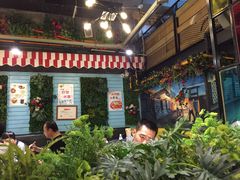 -钢管厂五区小郡肝串串香(奥克斯广场锦城万达店)