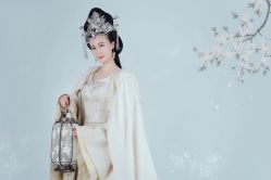 点击看大图 -盘子女人坊古装写真摄影(厦门总店)