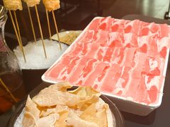 -鲜入唯煮·港式海鲜牛肉火锅(金宝街店)