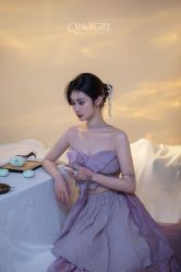 -onlygirl摄影美学馆高端定制(江滩店)