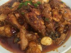 红烧江鲶-新洪伟餐厅(武昌火车站店)