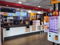 -麦当劳(田林好又多店)
