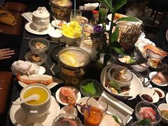 -半岛翡丽海鲜自助餐厅(观风亭店)
