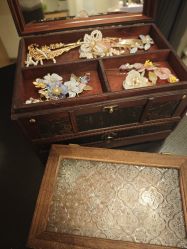 -梓童彩妆.美甲