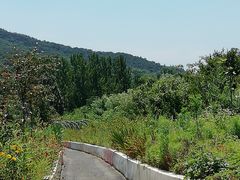 -雪山彩虹谷景区
