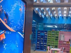 -Swim斯卫姆国际儿童游泳中心(红博中央公园店)