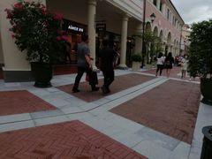 -佛罗伦萨小镇广佛名品奥特莱斯(疏港路店)