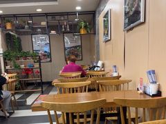 -鑫花溪牛肉米粉(凤凰街创始总店)