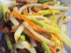 牛肉炒珍茵-盐禾堂海南屯昌香草鸭(总店)