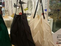 -诚品(信义店)