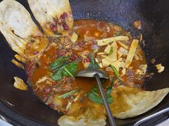 -曹丞相·地锅鸡·地锅鱼(武林店)