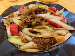 炒肥牛-天宝食坊·啫啫煲大排档(西华路店)