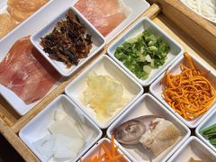 -芸南道·过桥米线(昆明老街旗舰店)