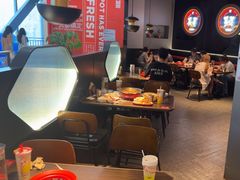 -胖哥俩肉蟹煲(济南世茂国际广场店)