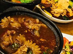 -三鞭一花·独一处·元英砂锅(海光寺店)