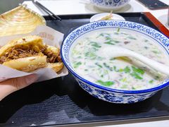 牛肉烧饼（多肉）-穆得·老周家牛肉烧饼(普利街店)