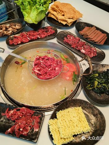 口感爆棚的鲜活牛肉馆，爽！