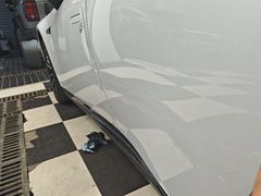 -鲨鱼皮汽车凹陷玻璃修复(静安店)