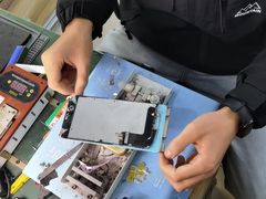 -鸿准通信科技·忠诚手机电脑维修中心(三林店)