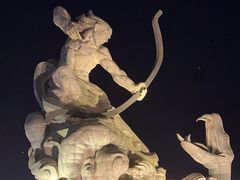 -巴陵广场