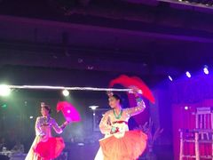 -关东情主题文化演艺餐厅