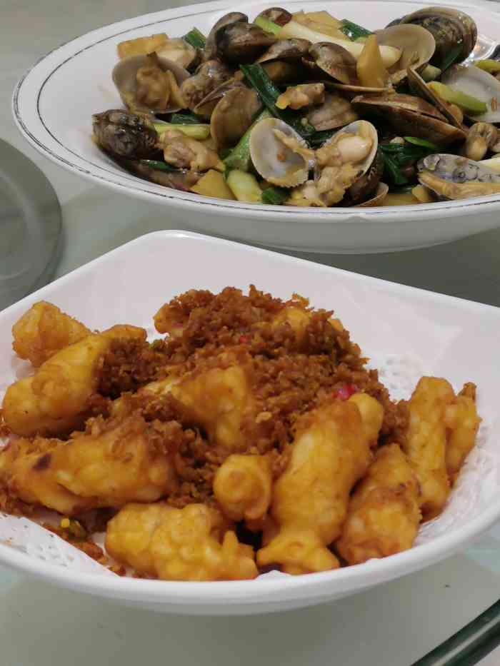 益健名厨海鲜城(夏湾店)-"夏湾益健,在珠海多年老字号的粤式茶楼,也.