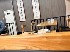 -陇上全荟兰州传统牛肉面(延吉路店)