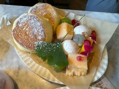 舒芙蕾松塔饼配干酪gelato冰淇淋-野草莓自由市场