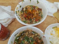 -袁记串串香(泉水轻轨站店)