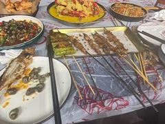 -老班长·小龙虾·鲜货烧烤大排档(金街美地店)