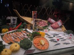 -四海一家自助餐(益田假日广场店)