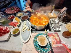 -尚尚仙·酸汤猪手·猪肚鸡火锅(华联万柳购物中心店)