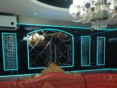 -路边边.炒菜烧烤.音乐餐厅(良乡长虹店)