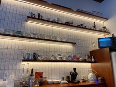 -Café Monson