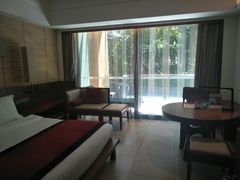 -三亚湾海居铂尔曼度假酒店