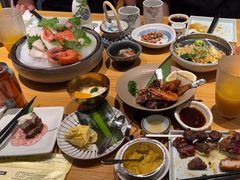 -花和海鲜自助(梅江店)