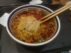 -云阿蛮云南生烫牛肉米线(奉贤路店)