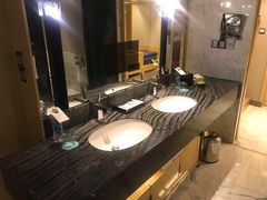 -重庆富力艾美酒店