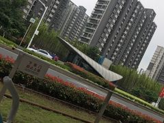 -高新区有轨电车1号线嘉陵江路站