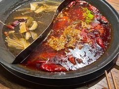 -萍姐火锅·公路夜市(武汉首店)