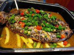 -令狐冲·炭烤活鱼(宝龙店)