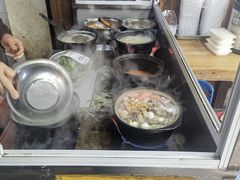 -陆师傅砂锅烫菜(圆通街店)