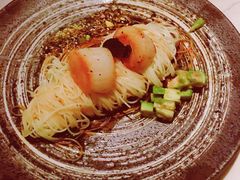 -The ROOF (通盈中心店)