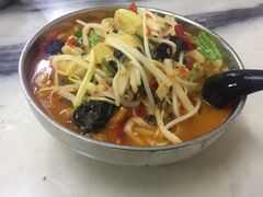-红鼻子桂林米粉(金唐新光界店)