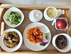-东方爱堡国际月子会所·产后康复(兴化店)