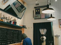 -Be Lived Cafe比例咖啡(摩天轮店)
