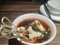 无骨凤爪-太二酸菜鱼(广州IFC国金天地店)