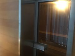 -跃动游泳健身俱乐部(新华传媒店)